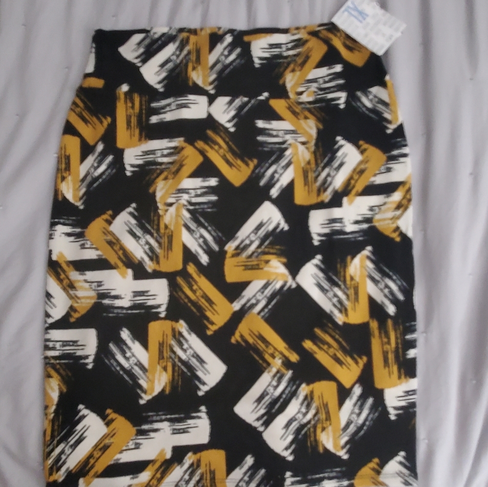 Lularoe Cassie skirt